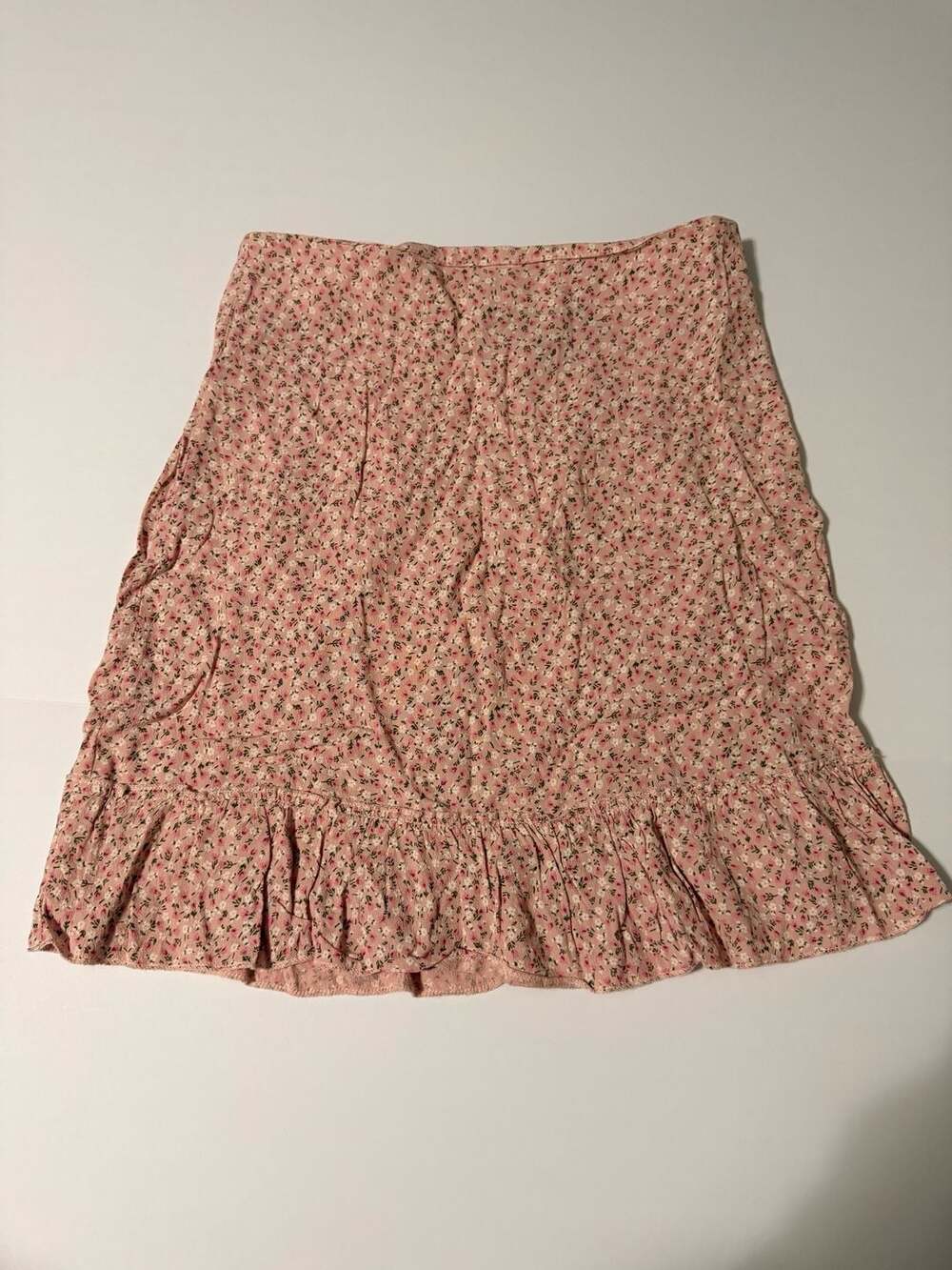 Brandy Melville Pink Floral Ruffle Hem Mini Skirt One Size Coquette Cottagecore